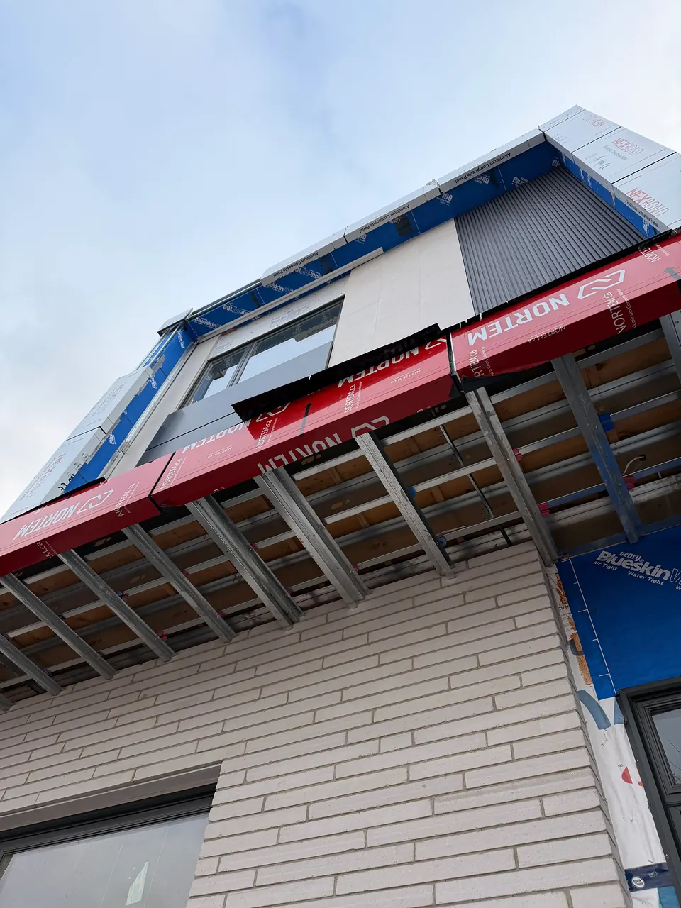 Cladding and soffit detail